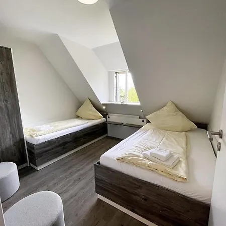 Apartment Gotteskoog Im Reetdachhaus Bongsiel *
